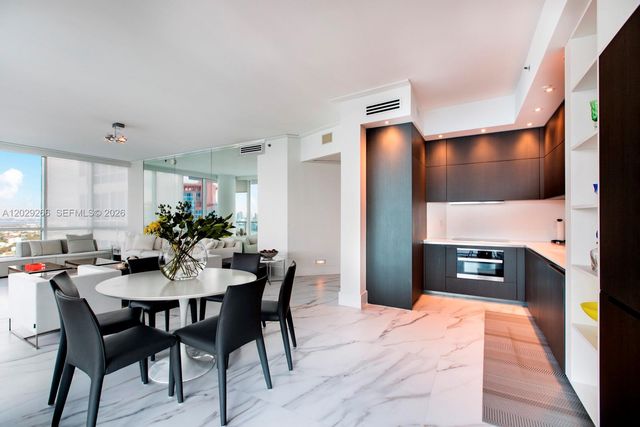 100 S Pointe Dr 3701, Miami Beach, FL 33139