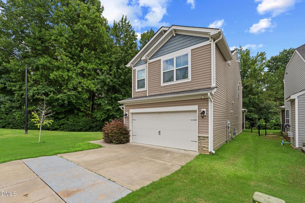 3964 White Kestrel Drive, Raleigh, NC 27616