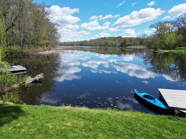 18 Fourth Avenue, Rhinebeck, NY 12572
