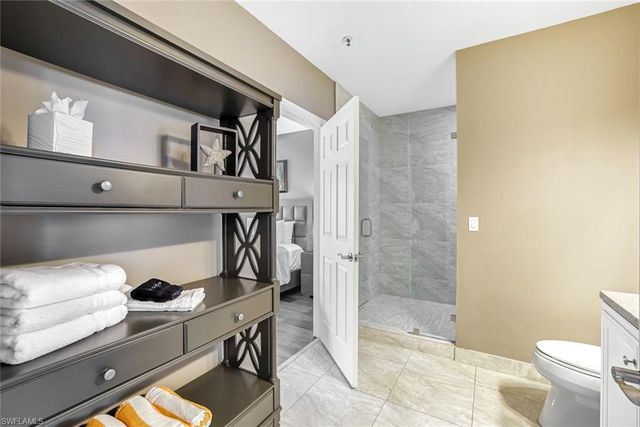 160 Palm ST 208, Marco Island, FL 34145