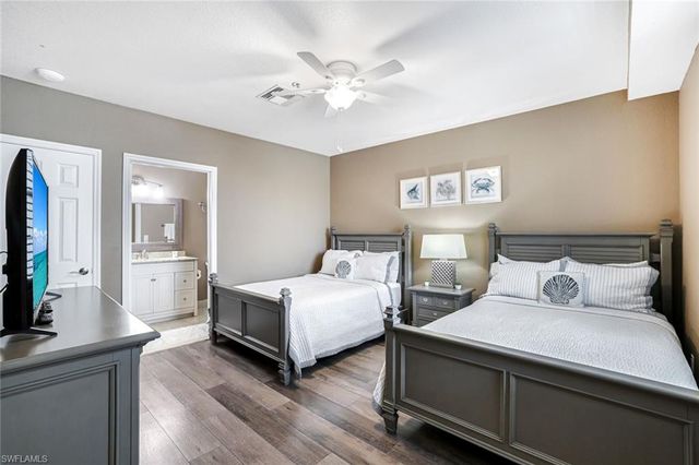 160 Palm ST 208, Marco Island, FL 34145