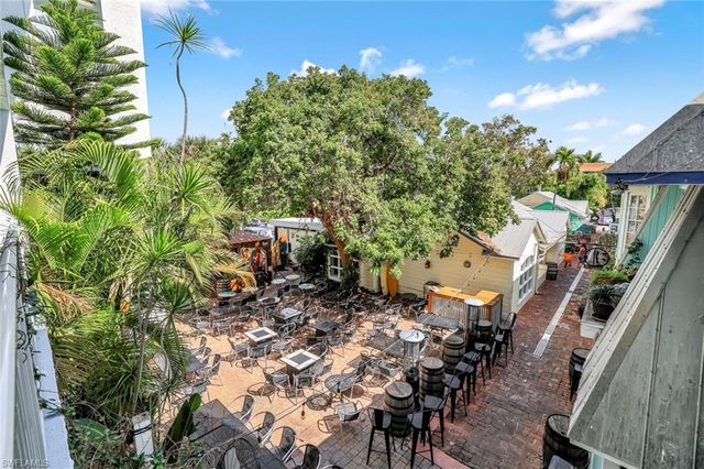 160 Palm ST 208, Marco Island, FL 34145