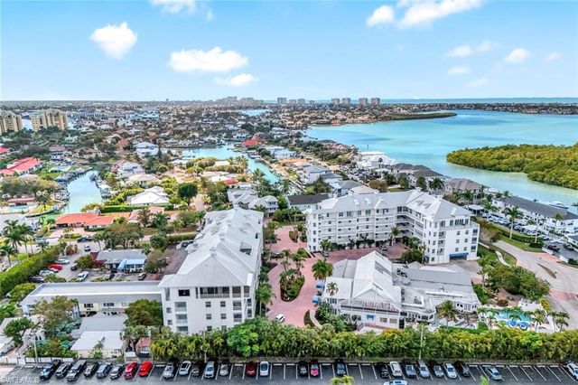 160 Palm ST 208, Marco Island, FL 34145