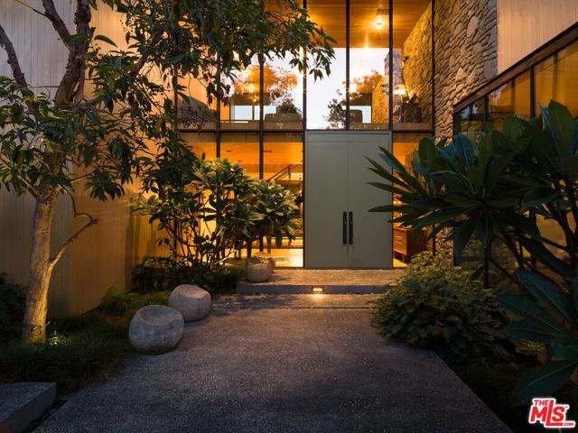 1480 Capri Drive, Pacific Palisades (los Angeles), CA 90272