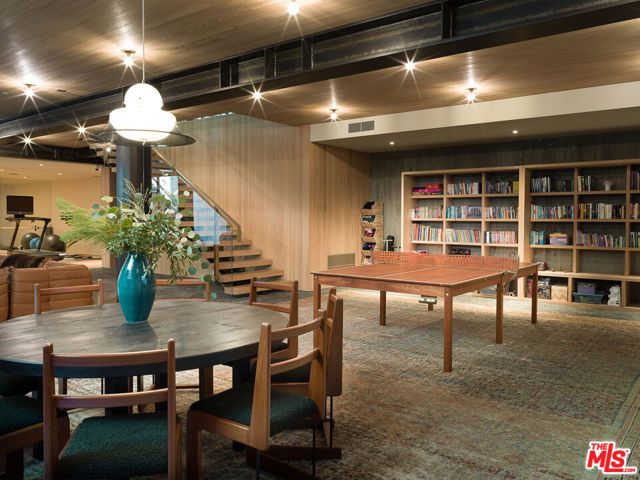 1480 Capri Drive, Pacific Palisades (los Angeles), CA 90272