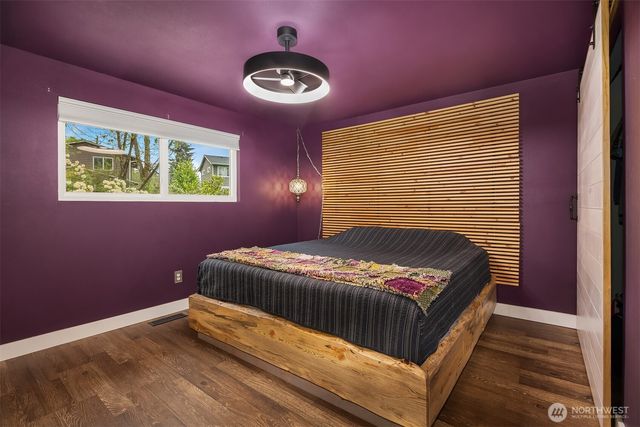 8442 NE 141st Street, Kirkland, WA 98034