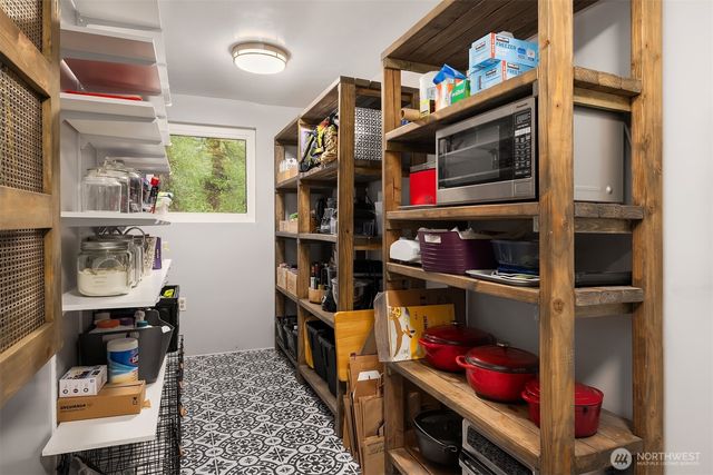 8442 NE 141st Street, Kirkland, WA 98034