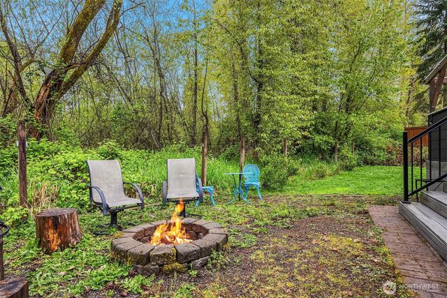 8442 NE 141st Street, Kirkland, WA 98034