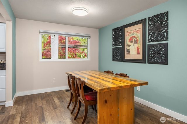 8442 NE 141st Street, Kirkland, WA 98034