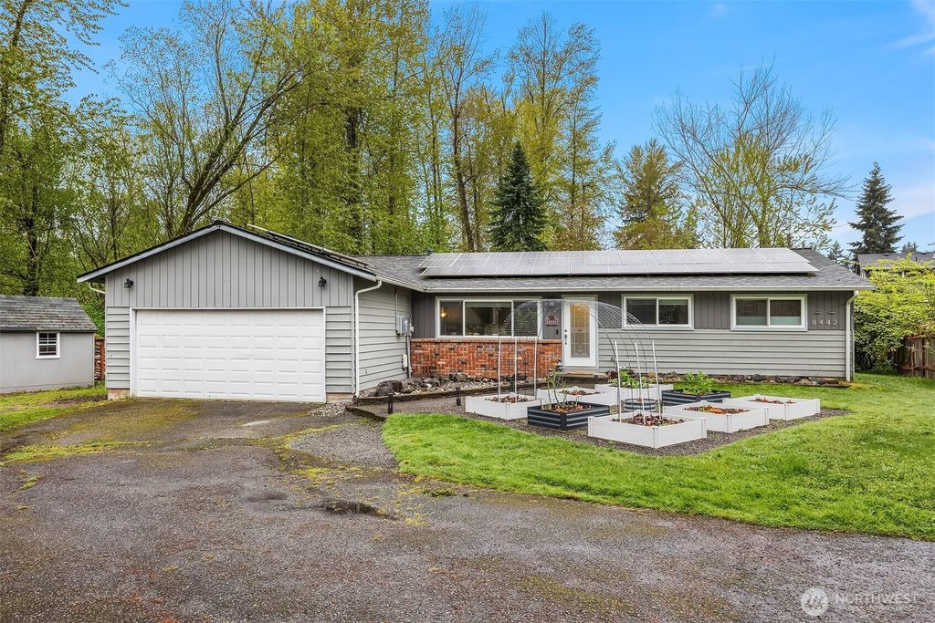 8442 NE 141st Street, Kirkland, WA 98034