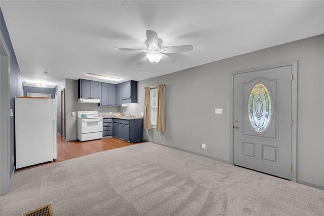 393 N Red Rock Road, Toccoa, GA 30577