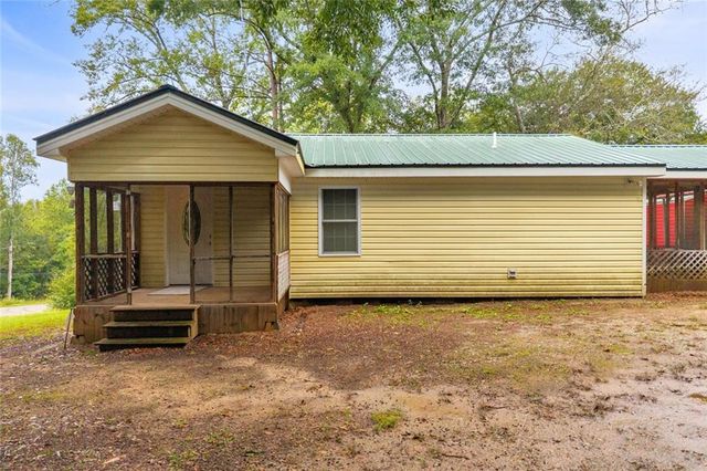 393 N Red Rock Road, Toccoa, GA 30577