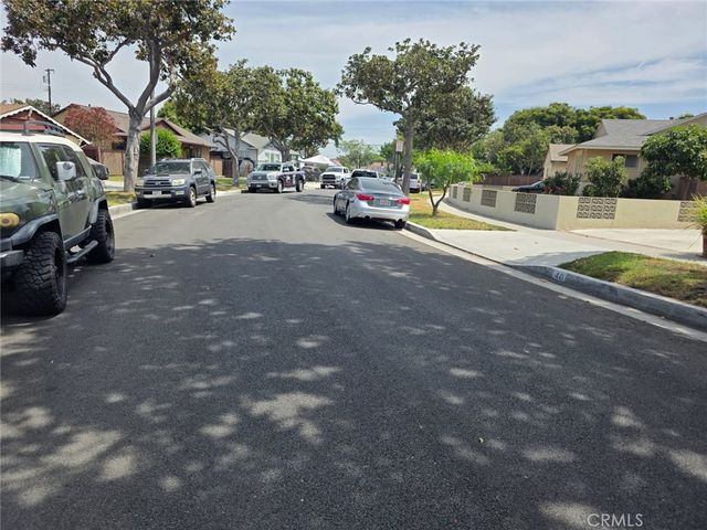 41 W Barclay, Long Beach, CA 90805