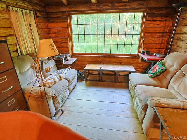 95 Angola Road, Cornwall, NY 12518