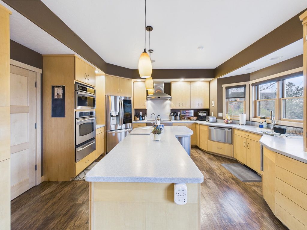 407 Indigo Circle, Cody, WY 82414 photo 7