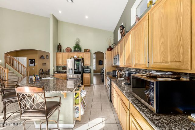 673 W RAVEN Drive, Chandler, AZ 85286