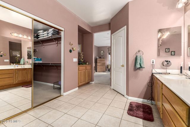 673 W RAVEN Drive, Chandler, AZ 85286