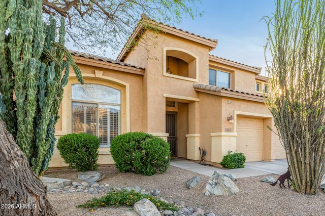 673 W RAVEN Drive, Chandler, AZ 85286