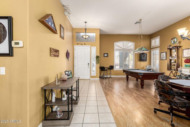 673 W RAVEN Drive, Chandler, AZ 85286