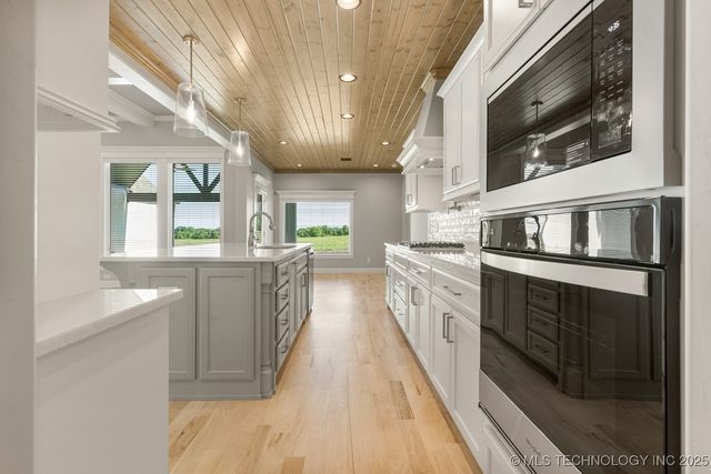 1507 Cedarwood Drive, Claremore, OK 74017