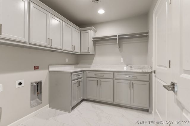 1507 Cedarwood Drive, Claremore, OK 74017