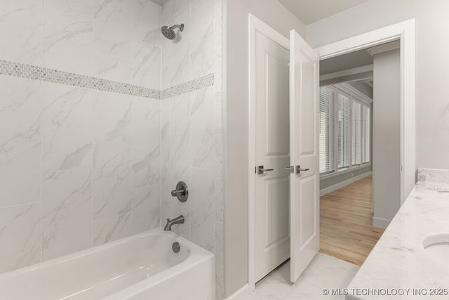 1507 Cedarwood Drive, Claremore, OK 74017