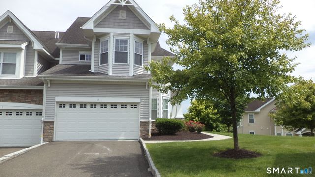8 Sampson Terrace 8, Danbury, CT 06810