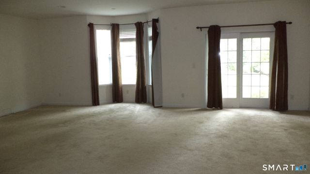8 Sampson Terrace 8, Danbury, CT 06810