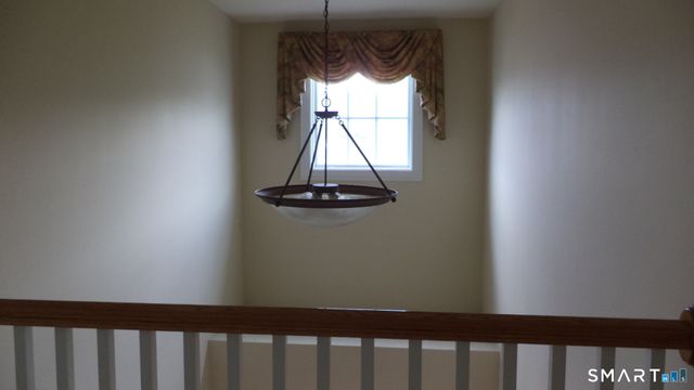 8 Sampson Terrace 8, Danbury, CT 06810