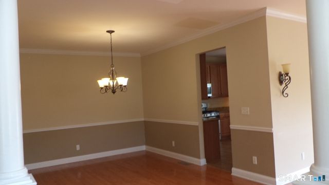 8 Sampson Terrace 8, Danbury, CT 06810
