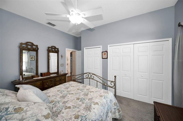 8202 WILD OAKS CIRCLE, Largo, FL 33773