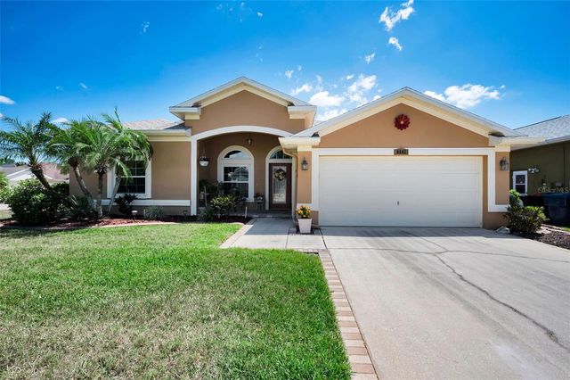 8202 WILD OAKS CIRCLE, Largo, FL 33773