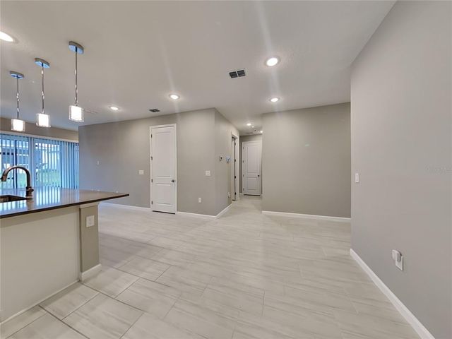 1944 CHICKASAW BOULEVARD, Davenport, FL 33837