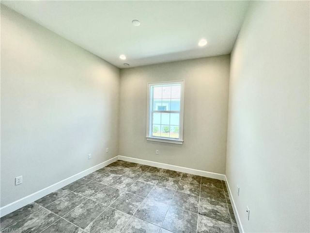 6361 Arriba AVE, Naples, FL 34113