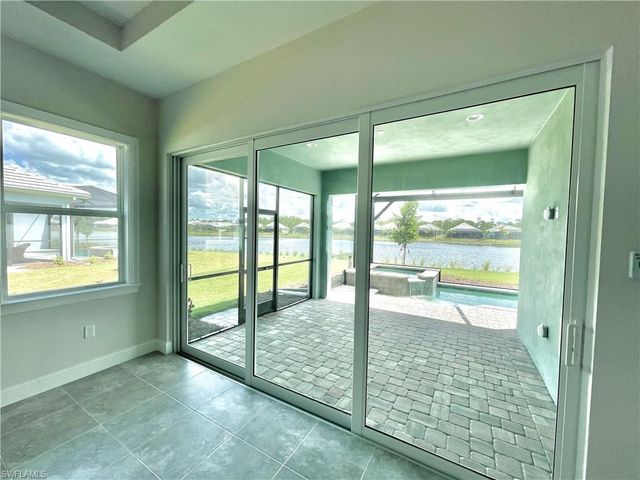 6361 Arriba AVE, Naples, FL 34113