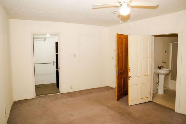 911 N Central Avenue, Parsons, KS 67357