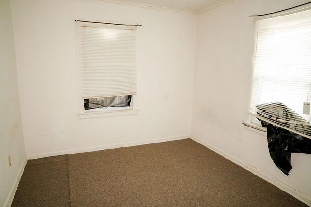 911 N Central Avenue, Parsons, KS 67357