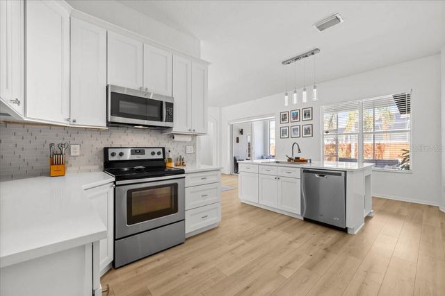 11905 TIMBERHILL DRIVE, Riverview, FL 33569