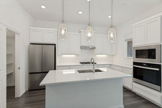 4249 Watson Way, North Richland Hills, TX 76180