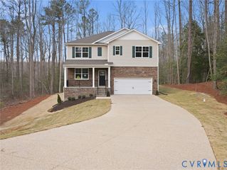 7611 Patriots Way, Gloucester, VA 23061