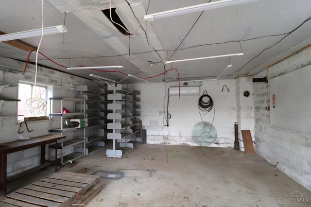 970 Macedonia Road, Washington Twp, OH 45107