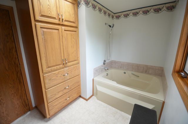33995 Kale Avenue, Stacy, MN 55056