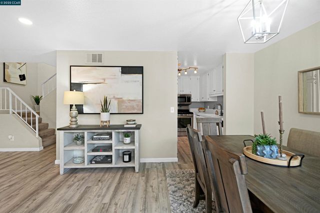 303 Atlas Dr 7, Hercules, CA 94547