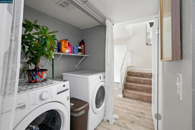 303 Atlas Dr 7, Hercules, CA 94547