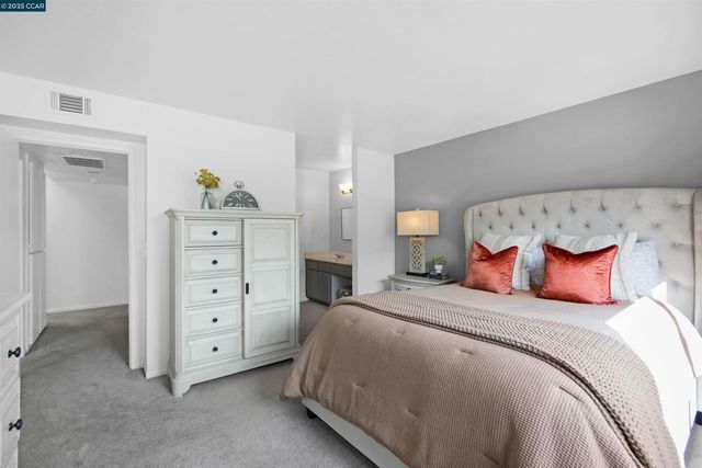 303 Atlas Dr 7, Hercules, CA 94547