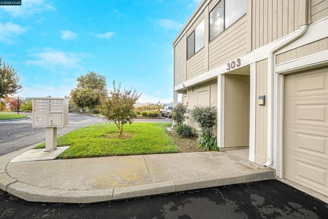 303 Atlas Dr 7, Hercules, CA 94547