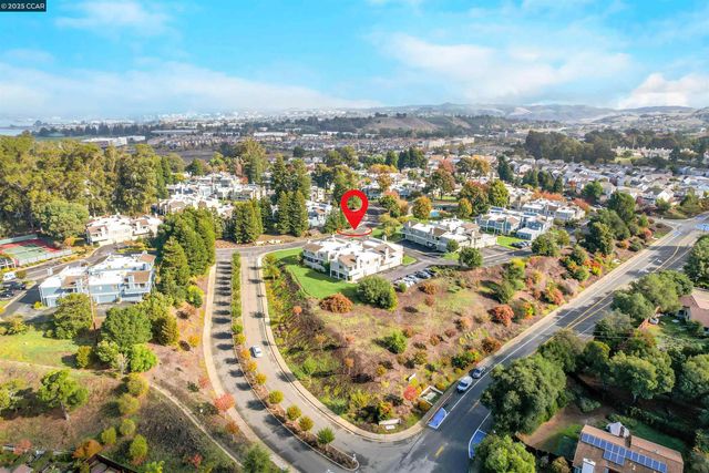 303 Atlas Dr 7, Hercules, CA 94547