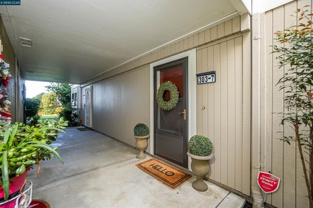 303 Atlas Dr 7, Hercules, CA 94547