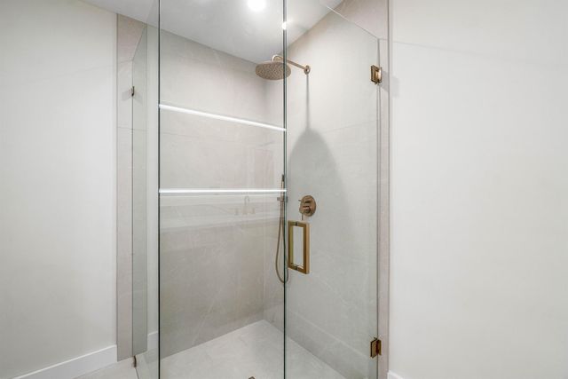 6170 Lake Hibiscus Drive, Delray Beach, FL 33484