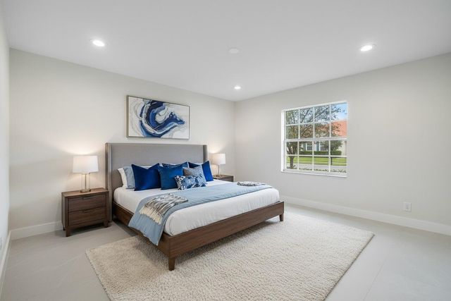 6170 Lake Hibiscus Drive, Delray Beach, FL 33484